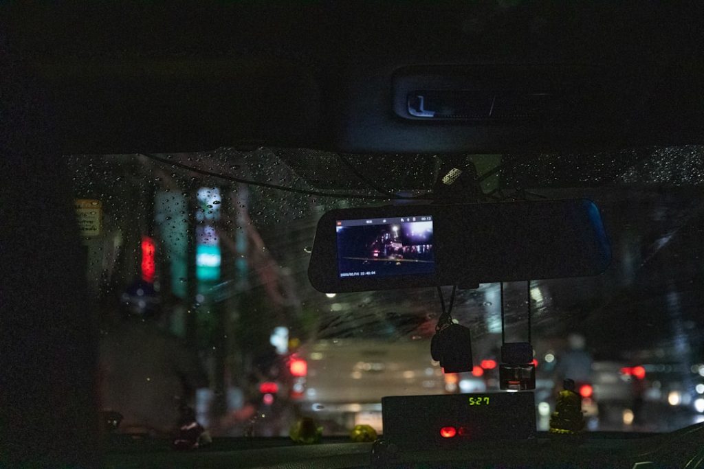Xe taxi Cẩm Giàng đón tận nhà trên đường