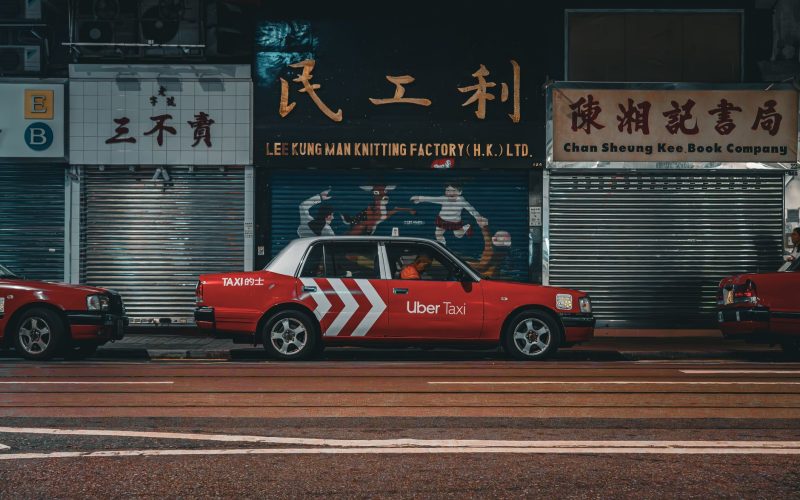 Xe taxi tứ kỳ phục vụ khách hàng tại khu vực Hải Dương