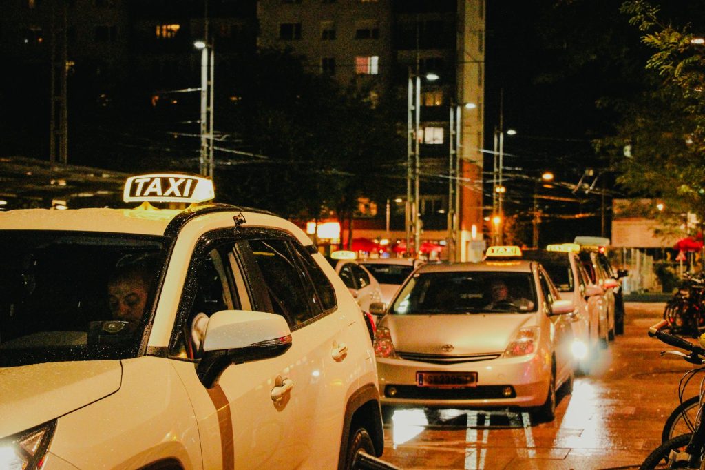 gọi taxi hải dương đêm